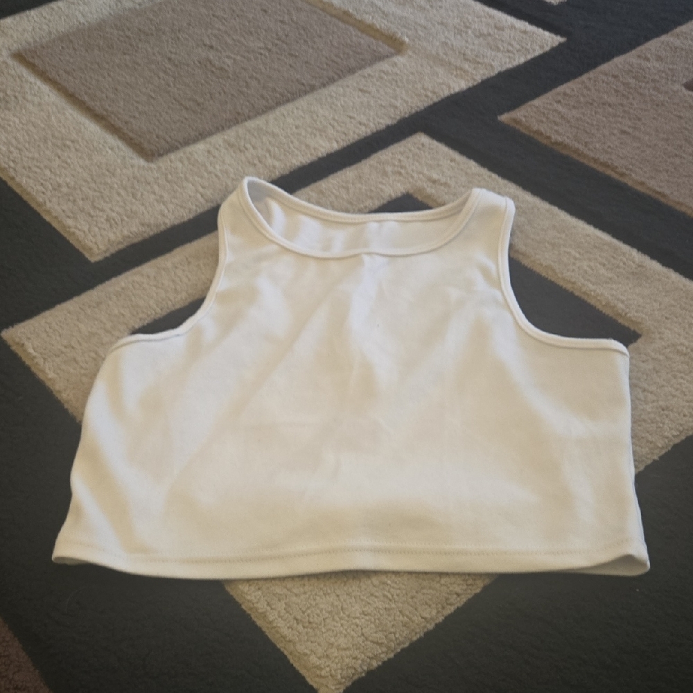 SHEIN Kids Cream Tank Top